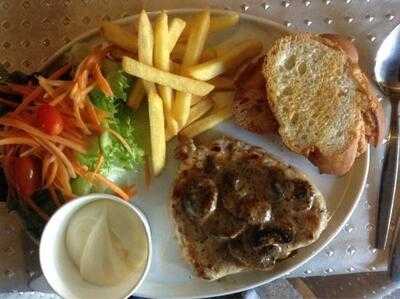 Pinkies Eat To Drink