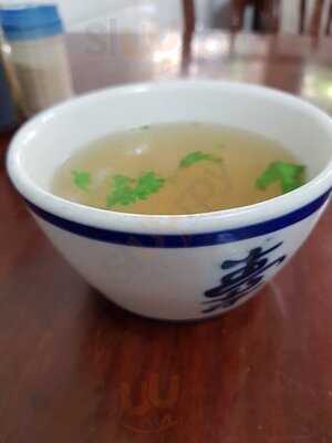 ข้าวมันไก่เจ๊ยี