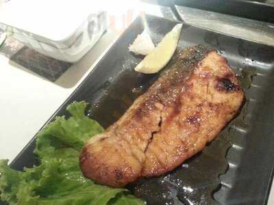 ภัตตาคารอาหารญี่ปุ่น ซากุระ