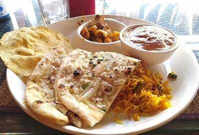 Everest Indian Restaurant