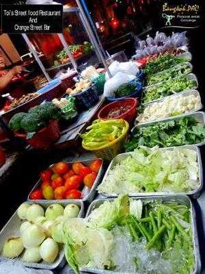 Toi's Street Food Restaurant