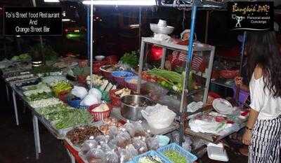 Toi's Street Food Restaurant