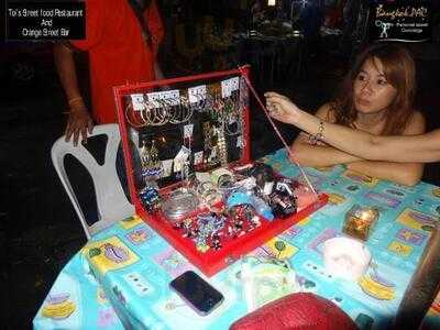 Toi's Street Food Restaurant