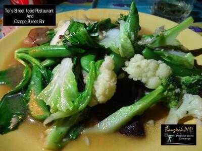 Toi's Street Food Restaurant