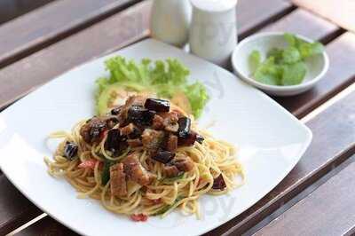 บราวน์ ชูก้าร์ บิสโทร แอนด์ คลีนฟู๊ด