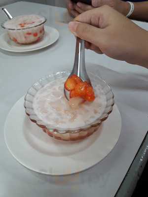 ทับทิมกรอบวงเวียนใหญ่