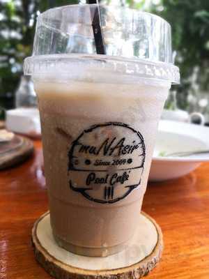 Munasir Pool Cafe'
