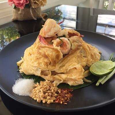 Rattanaphram Cafe & Restaurants