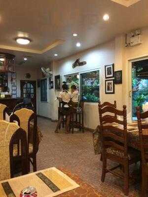 The Courtyard Food & Drink