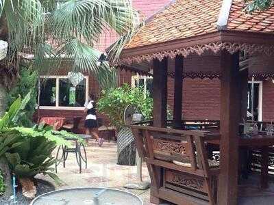 The Courtyard Food & Drink