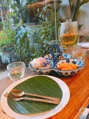 เฌอ ชี วา