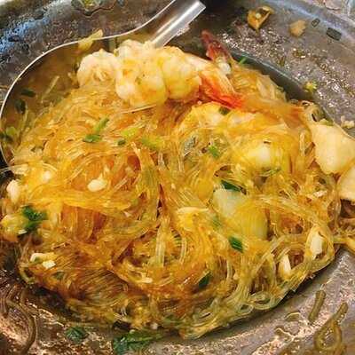 ภัตตาคารอาหารจีน ตั้งใจอยู่