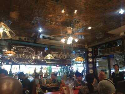 ห้องอาหาร โถพลู