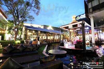 เอสสามสิบสามบายสิงห์