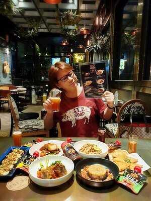 เอสสามสิบสามบายสิงห์