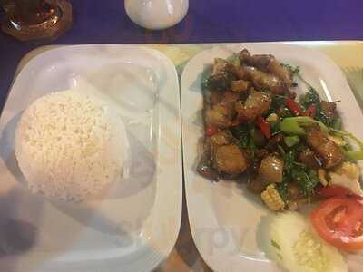 Jolly's Hotel And Restaurant