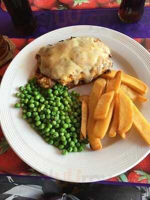 Jolly's Hotel And Restaurant