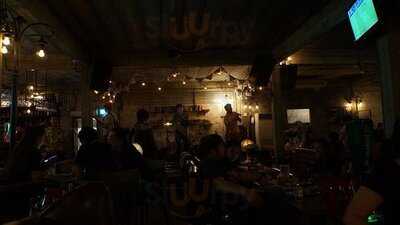 เสวนาพาเพลิน