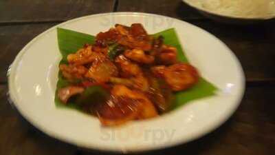 เสวนาพาเพลิน