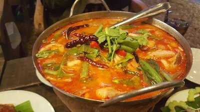 เสวนาพาเพลิน