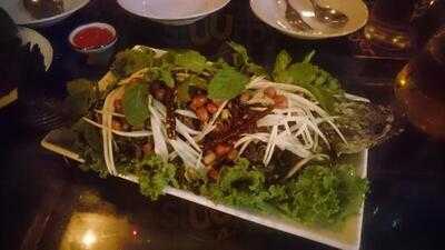 เสวนาพาเพลิน