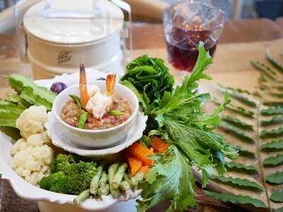 แก้วแกงใต้