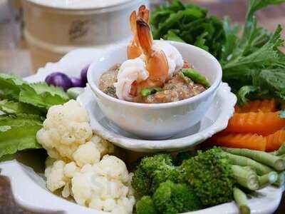 แก้วแกงใต้