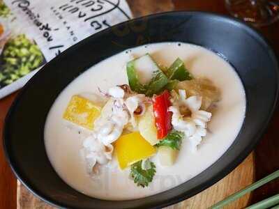 แก้วแกงใต้