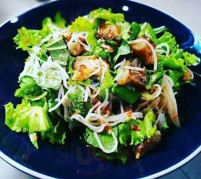 แซ่บเด้อก๋วยจั๊บญวน