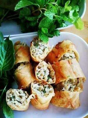 แซ่บเด้อก๋วยจั๊บญวน