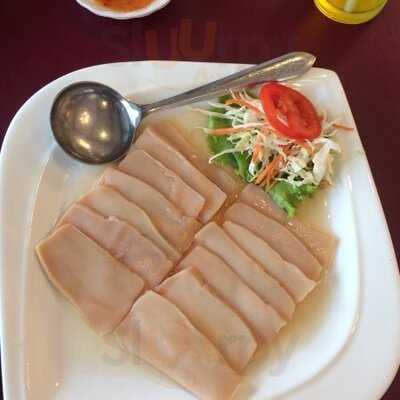 ภัตตาคาร เชฟกระทะเหล็ก