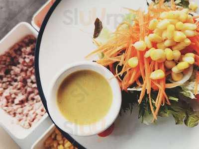 สเต๊กลุงหนวด อุดมสุข