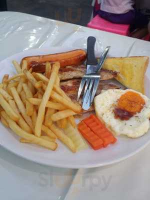 สเต๊กลุงหนวด อุดมสุข