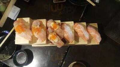 ฟุกุ ซูชิบาร์