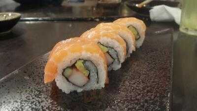 ฟุกุ ซูชิบาร์