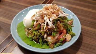 ไก่ย่างเสือใหญ่ บาย แมงมุม