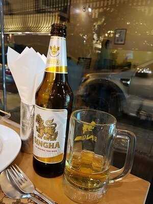 ร้านอาหาร ซอสามสาย