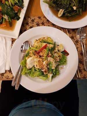 ร้านอาหาร ซอสามสาย