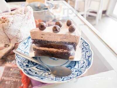 ร้านกล่องดินสอ