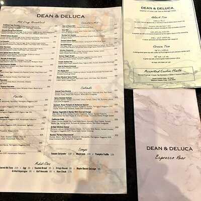 ดีน แอนด์ เดลูก้า