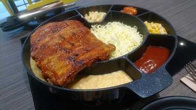 เจมส์ ชีส (เซ็นทรัล พระราม 3)