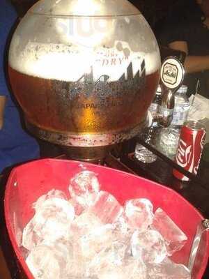 ฮีพผับแอนด์เรสเตอรองท์