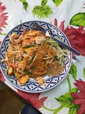 Saffron Thai & Indian Cuisine