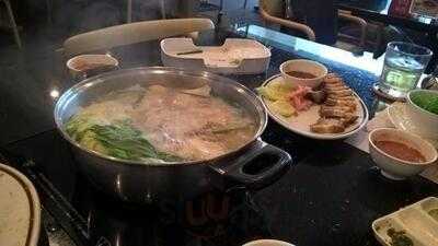 ซูกิ นัมเบอร์วัน เอ็มบีเค เซ็นเตอร์