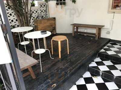 Warm Welcome Bakery & Cafe