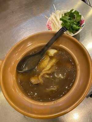 ไต๋ตงหูฉลามเลิศรสบางรัก