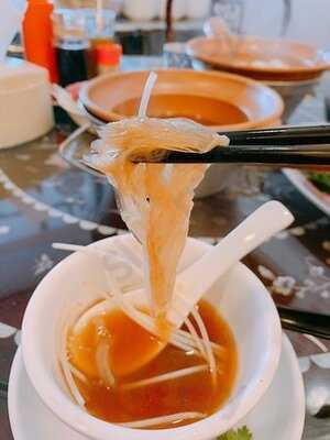 ไต๋ตงหูฉลามเลิศรสบางรัก