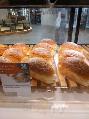 เบรดทอล์ค ร้านขนมปัง