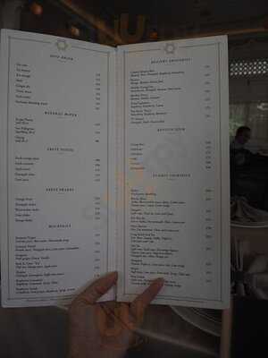 บ้านสุริยาศัย