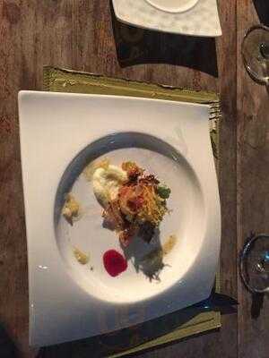 Leapfrog Restaurant And Bar